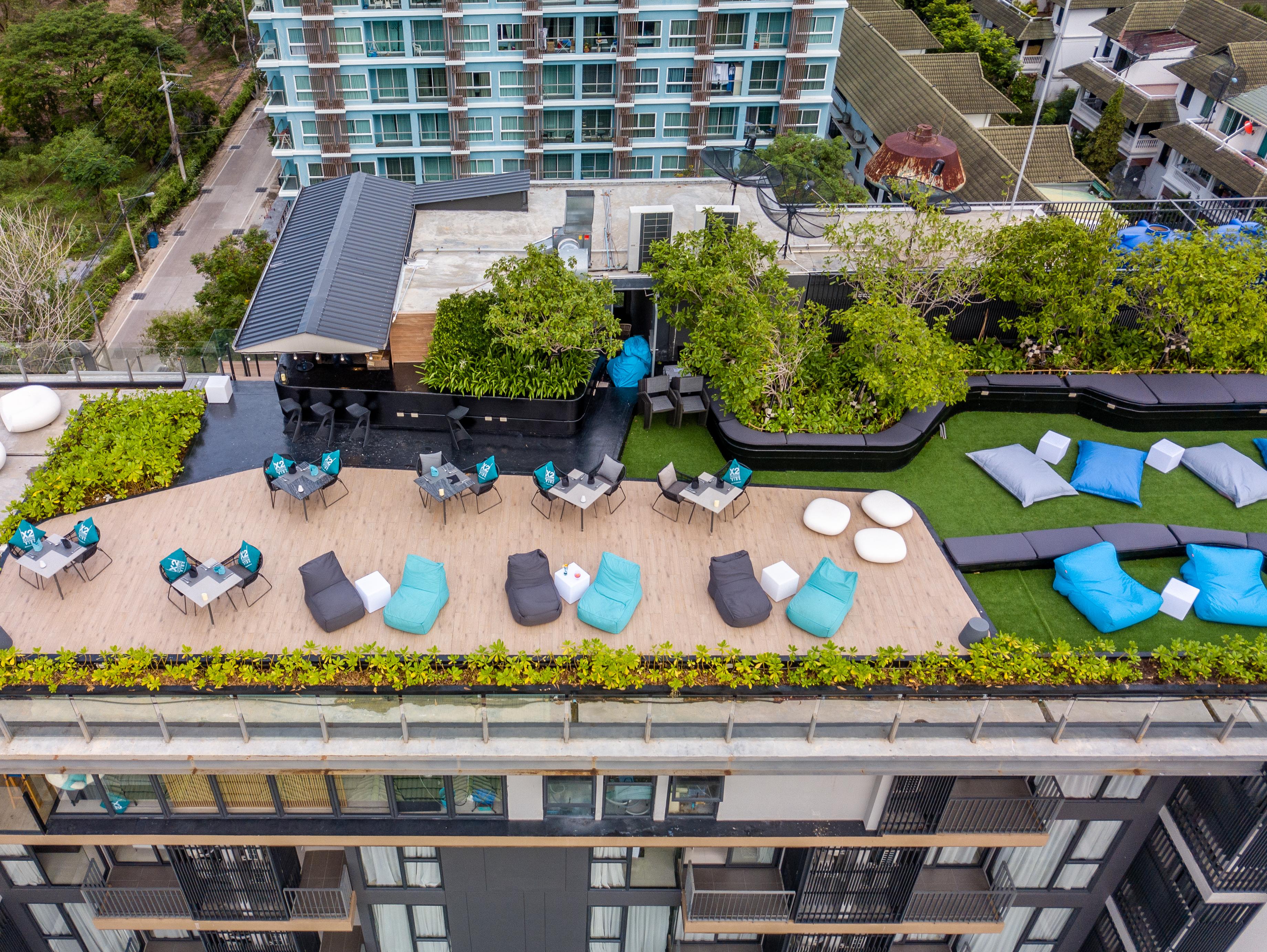 Cross Vibe Pattaya Seaphere Na Chom Thian Exterior foto